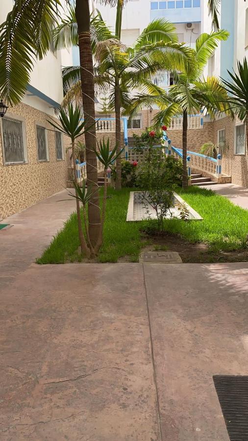 Appartement Martil 3 Chambres Proche De Centre Ville 5Mn A Pied Et La Plage 10Mn A Pied Et 10Mn De Aeroport Tetouan En Voiture Exterior foto