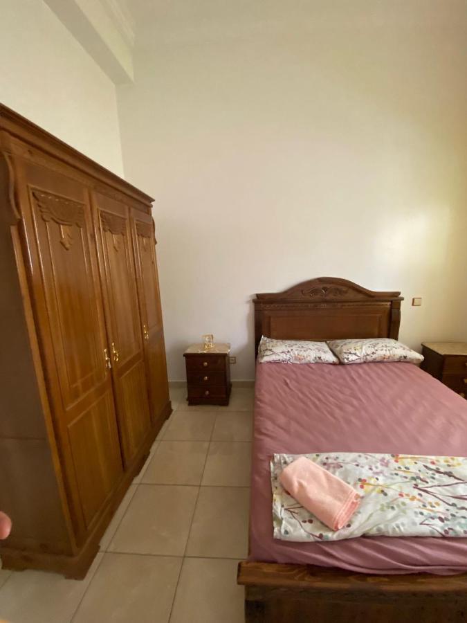 Appartement Martil 3 Chambres Proche De Centre Ville 5Mn A Pied Et La Plage 10Mn A Pied Et 10Mn De Aeroport Tetouan En Voiture Exterior foto