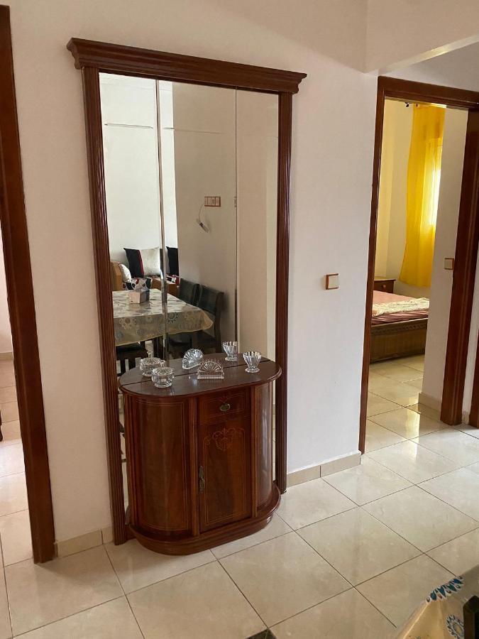 Appartement Martil 3 Chambres Proche De Centre Ville 5Mn A Pied Et La Plage 10Mn A Pied Et 10Mn De Aeroport Tetouan En Voiture Exterior foto